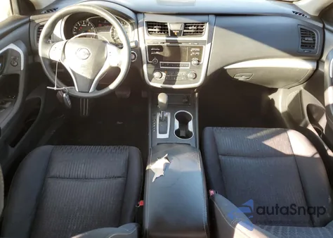 2016 Nissan Altima 2.5 z USA, uszkodzony, nr VIN 1N4AL3APXGC234444